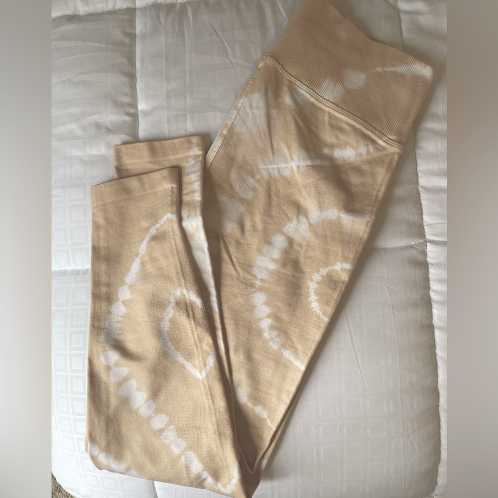 Aerie Tan Tie-Dye Leggings